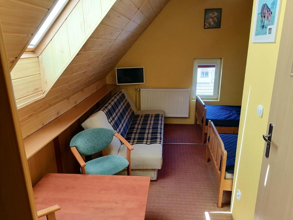 Dom Pod Gruszka Apartman Pobierowo Kültér fotó