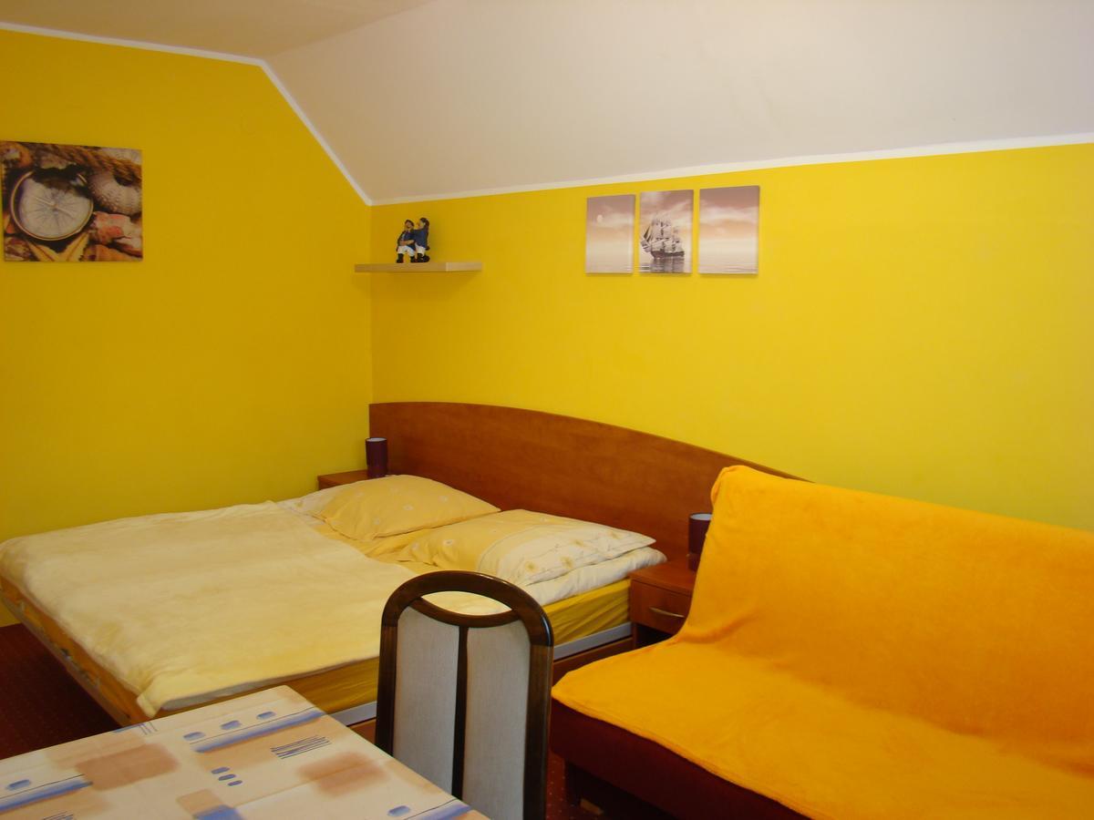 Dom Pod Gruszka Apartman Pobierowo Kültér fotó