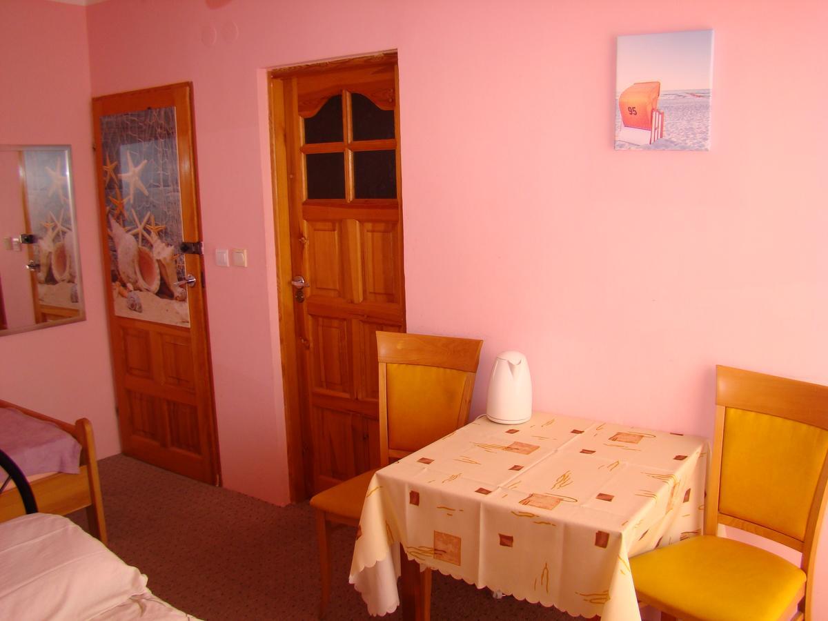 Dom Pod Gruszka Apartman Pobierowo Kültér fotó
