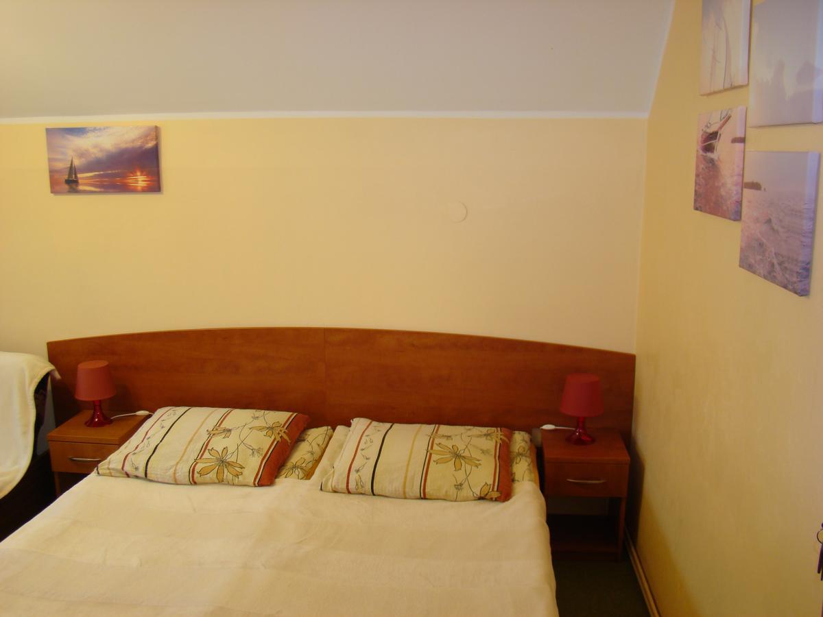 Dom Pod Gruszka Apartman Pobierowo Kültér fotó