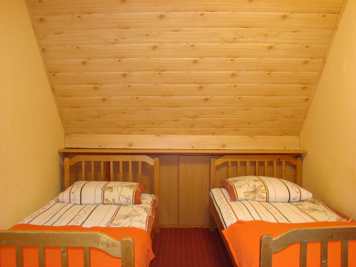 Dom Pod Gruszka Apartman Pobierowo Kültér fotó